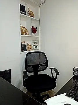 jaade doll online show from 30, 3, 2026