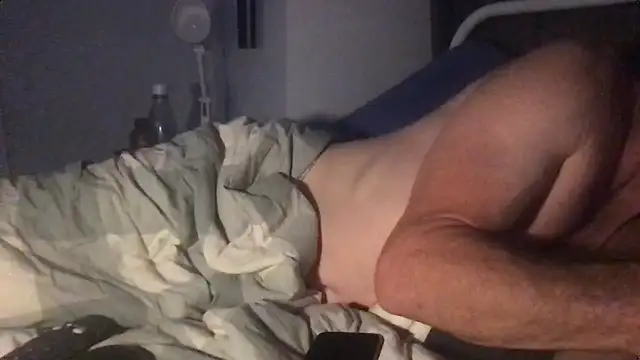 Snapshot of MrBombasticxxx chatting on 30, 4, 2026 MrBombasticxxx online show from 30, 4, 2026