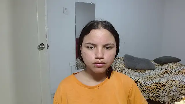 kimmyfuckass online show from 17, 7, 2026