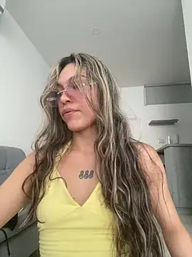 Snapshot of SweetCherry__ chatting on 17, 7, 2026 SweetCherry online show from 17, 7, 2026