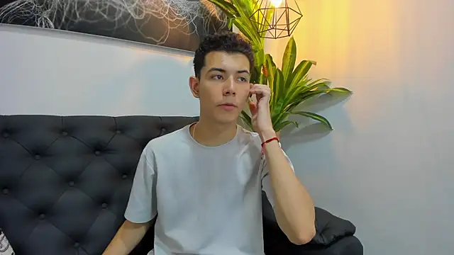 nicocrown online show from 13, 3, 2026