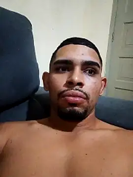 Snapshot of hugoafricano chatting on 3, 3, 2026 hugoafricano online show from 3, 3, 2026