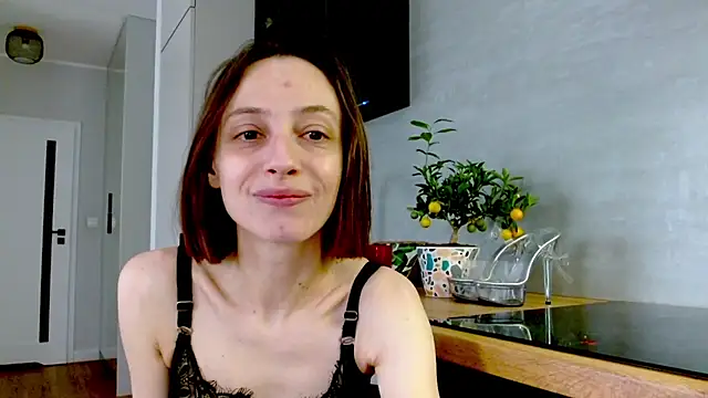 Snapshot of misssweet chatting on 18, 5, 2026 misssweet online show from 18, 5, 2026