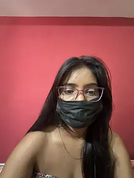 Snapshot of nikki_catz chatting on 24, 6, 2026 nikki catz online show from 24, 6, 2026