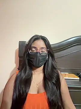 Snapshot of nikki_catz chatting on 28, 6, 2026 nikki catz online show from 28, 6, 2026