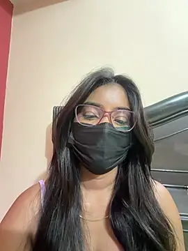 Snapshot of nikki_catz chatting on 18, 7, 2026 nikki catz online show from 18, 7, 2026