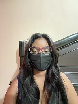 Snapshot of nikki_catz chatting on 28, 7, 2026 nikki catz online show from 28, 7, 2026