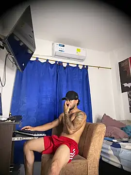 Snapshot of Kenny_romano chatting on 3, 8, 2026 Kenny romano online show from 3, 8, 2026
