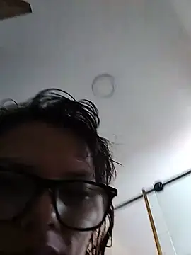 Snapshot of kittyBlossom_1 chatting on 30, 7, 2026 kittyBlossom 1 online show from 30, 7, 2026