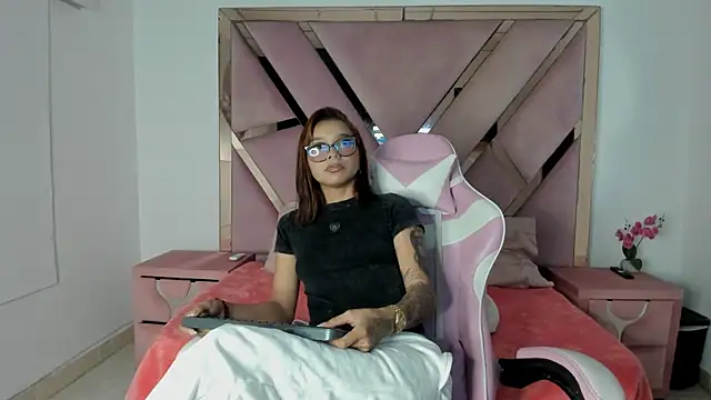 Snapshot of Angell_cherryht chatting on 26, 6, 2026 Angell cherryht online show from 26, 6, 2026