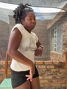 maryjane ebony online show from 30, 4, 2026