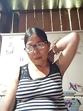 Snapshot of Sky-rain98 chatting on 18, 5, 2026 Sky-rain98 online show from 18, 5, 2026