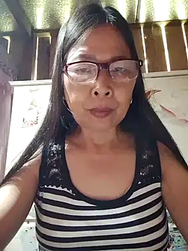 Snapshot of Sky-rain98 chatting on 18, 5, 2026 Sky-rain98 online show from 18, 5, 2026