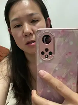 Snapshot of Esmebaby chatting on 4, 3, 2026 Esmebaby online show from 4, 3, 2026