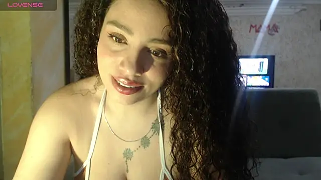 Snapshot of melany_montenegro chatting on 4, 6, 2026 melany montenegro online show from 4, 6, 2026