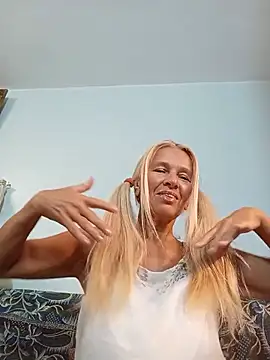 Snapshot of ViktoriaSexi1 chatting on 11, 7, 2026 ViktoriaSexi1 online show from 11, 7, 2026