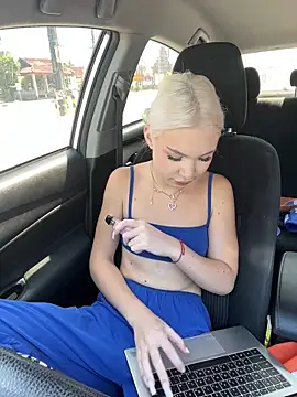 KissAurora  online show from 14, 3, 2026