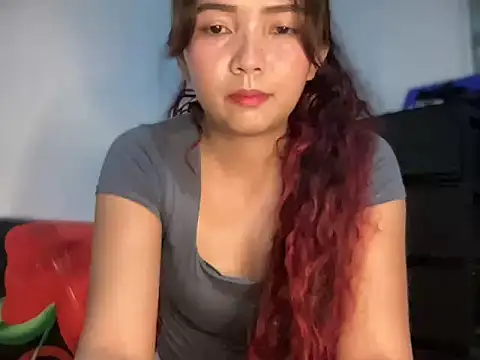 yourmommy pia online show from 12, 4, 2026