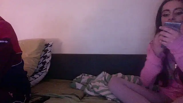 chiara-mario online show from 15, 4, 2026