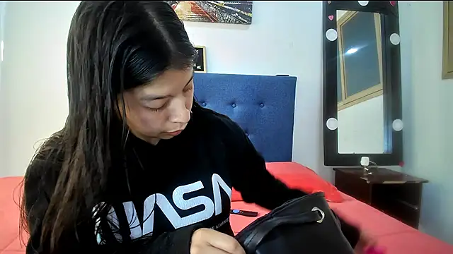 HIMAWARY SOIN5 online show from 14, 4, 2026