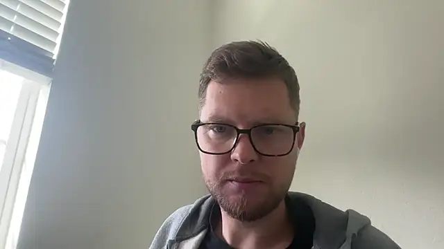 Snapshot of the-gen-xxx chatting on 27, 3, 2026 the-gen-xxx online show from 27, 3, 2026