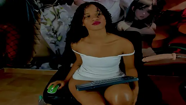 sexylatinawhithabigass online show from 5, 3, 2026