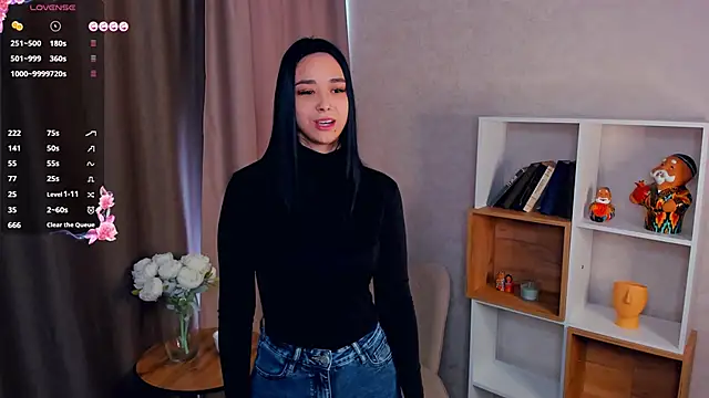 Snapshot of XeniaRoehl chatting on 5, 3, 2026 XeniaRoehl online show from 5, 3, 2026