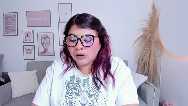 Dana sophiia online show from 15, 4, 2026