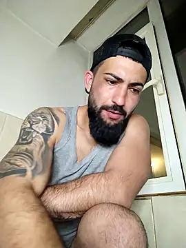 Snapshot of Tommy_Porn_ chatting on 22, 4, 2026 Tommy Porn online show from 22, 4, 2026