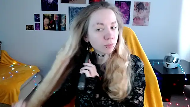 Nica Kawaii online show from 14, 4, 2026