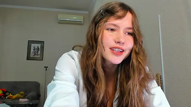 Snapshot of MaryannSofts chatting on 14, 5, 2026 MaryannSofts online show from 14, 5, 2026