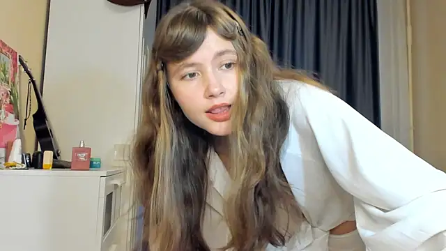 Snapshot of MaryannSofts chatting on 5, 8, 2026 MaryannSofts online show from 5, 8, 2026