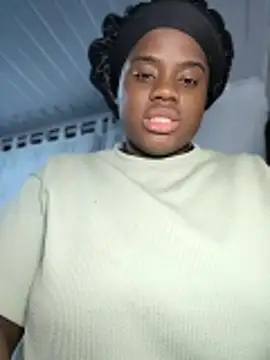 YourLiaa  online show from 23, 4, 2026