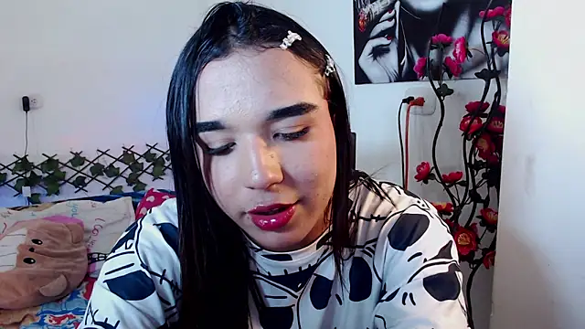 Snapshot of Candyy_doll__ chatting on 13, 5, 2026 Candyy doll online show from 13, 5, 2026
