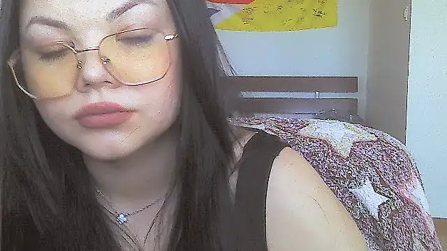 vvikkiii online show from 5, 3, 2026