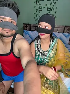 Snapshot of your_bhabhi_love chatting on 7, 5, 2026 your bhabhi love online show from 7, 5, 2026