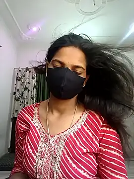 Snapshot of Itz_ishu chatting on 25, 4, 2026 Itz ishu online show from 25, 4, 2026