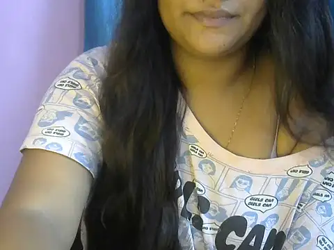 Snapshot of QUEEN-OF-QUEEN chatting on 4, 7, 2026 QUEEN-OF-QUEEN online show from 4, 7, 2026