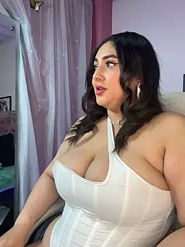 Selenee23 online show from 24, 4, 2026