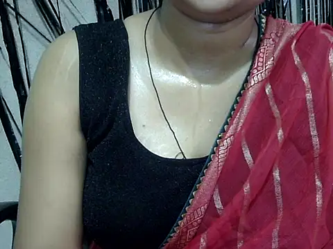 NayraG online show from 25, 6, 2026
