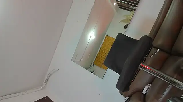 Nayara sweet online show from 22, 3, 2026