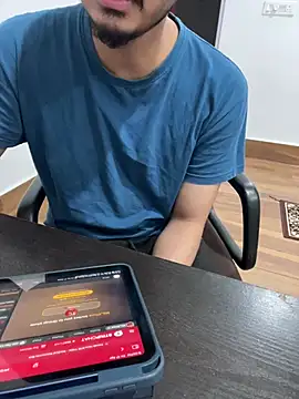 Snapshot of shubhfuckmw chatting on 17, 4, 2026 shubhfuckmw online show from 17, 4, 2026