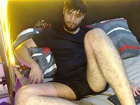 Snapshot of angrydeimos87 chatting on 1, 5, 2026 angrydeimos87 online show from 1, 5, 2026
