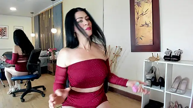 SofiiMontes online show from 10, 6, 2026
