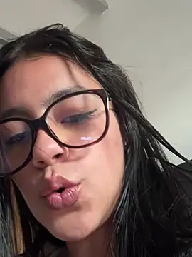 Snapshot of DamnRosario chatting on 31, 7, 2026 DamnRosario online show from 31, 7, 2026