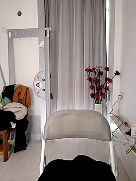 nini10052026 online show from 17, 3, 2026