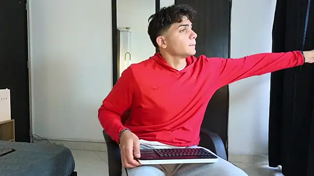 MrAdonis  online show from 1, 4, 2026