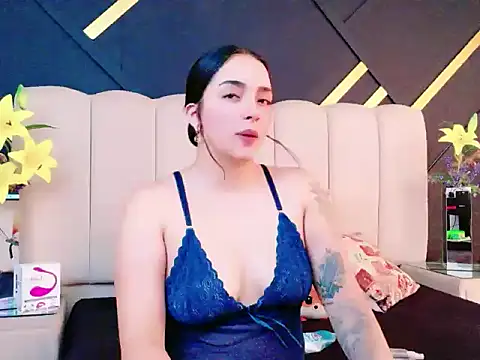 Snapshot of IsadoraSmit chatting on 15, 5, 2026 IsadoraSmit online show from 15, 5, 2026