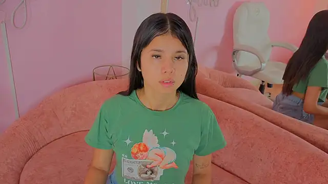 Tamara Ferrer online show from 11, 4, 2026