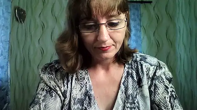Alisaprice077 online show from 4, 7, 2026